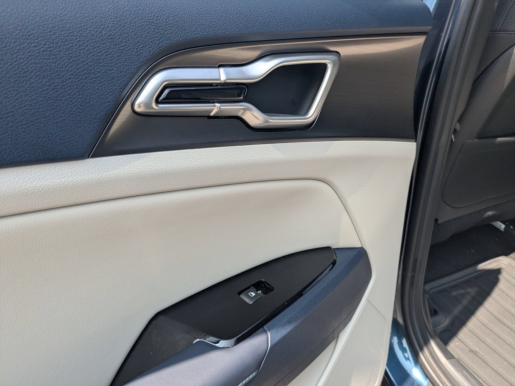 2025 Kia Sportage Hybrid EX