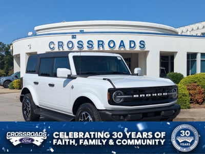 2026 Ford Bronco Outer Banks