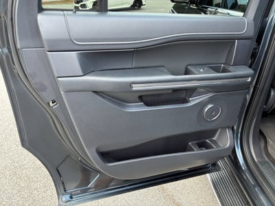 2022 Ford Expedition Max XLT