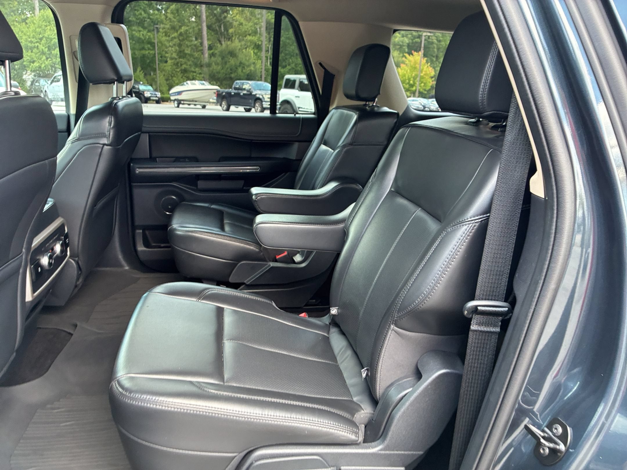 2022 Ford Expedition Max XLT