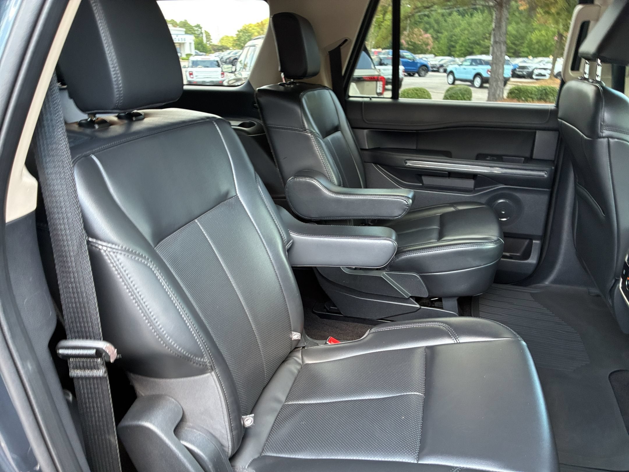 2022 Ford Expedition Max XLT