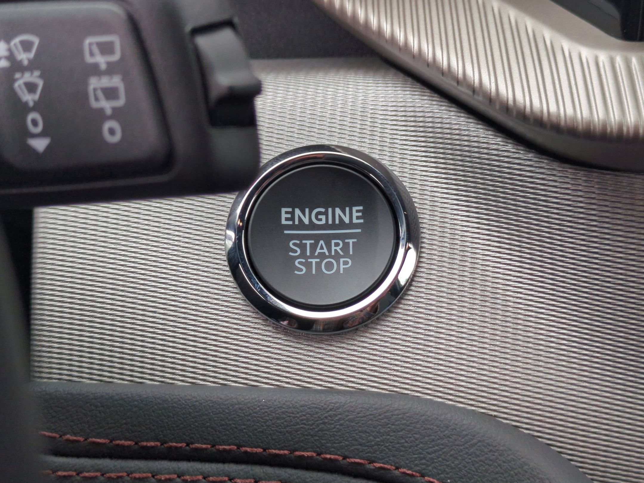 2027 Ford Explorer Active w/200A Pkg