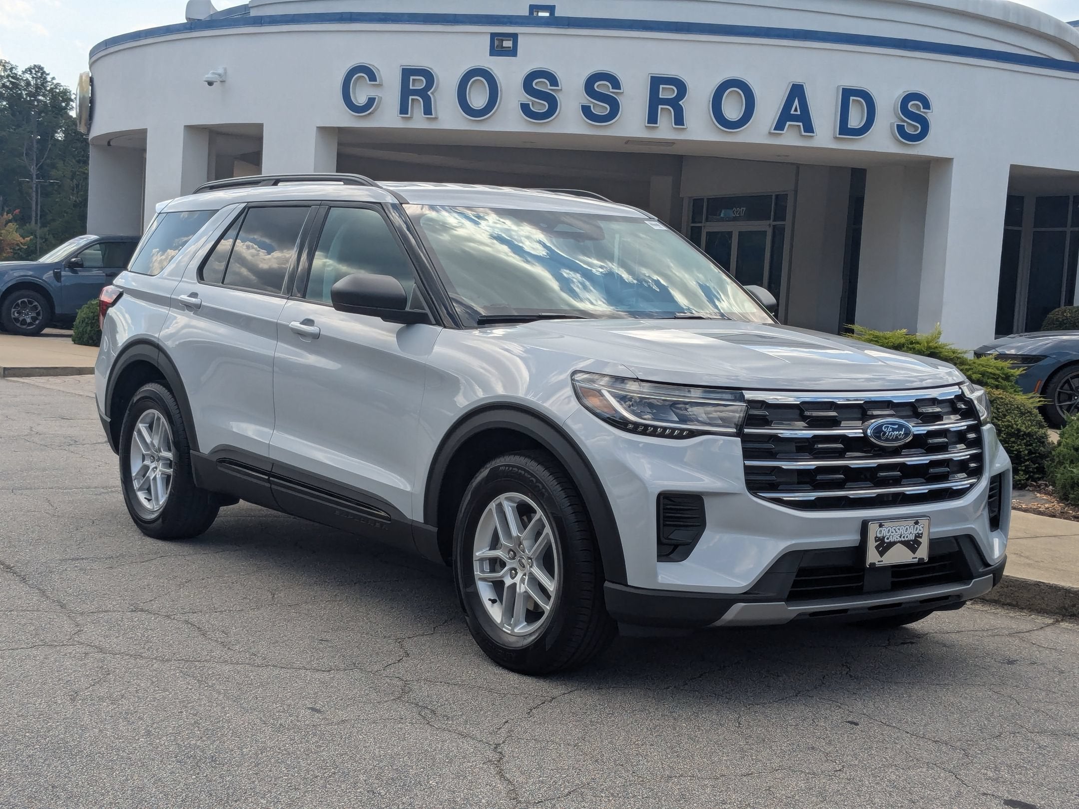 2026 Ford Explorer Active w/200A Pkg