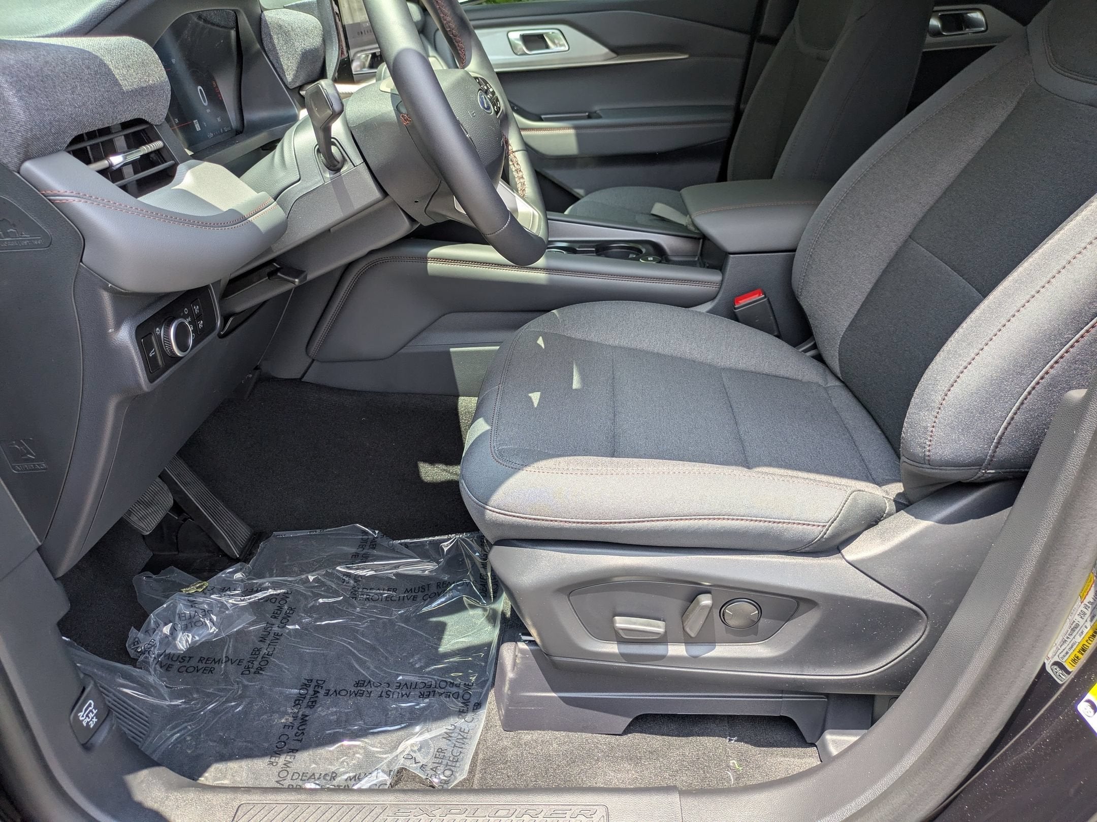2026 Ford Explorer Active w/200A Pkg