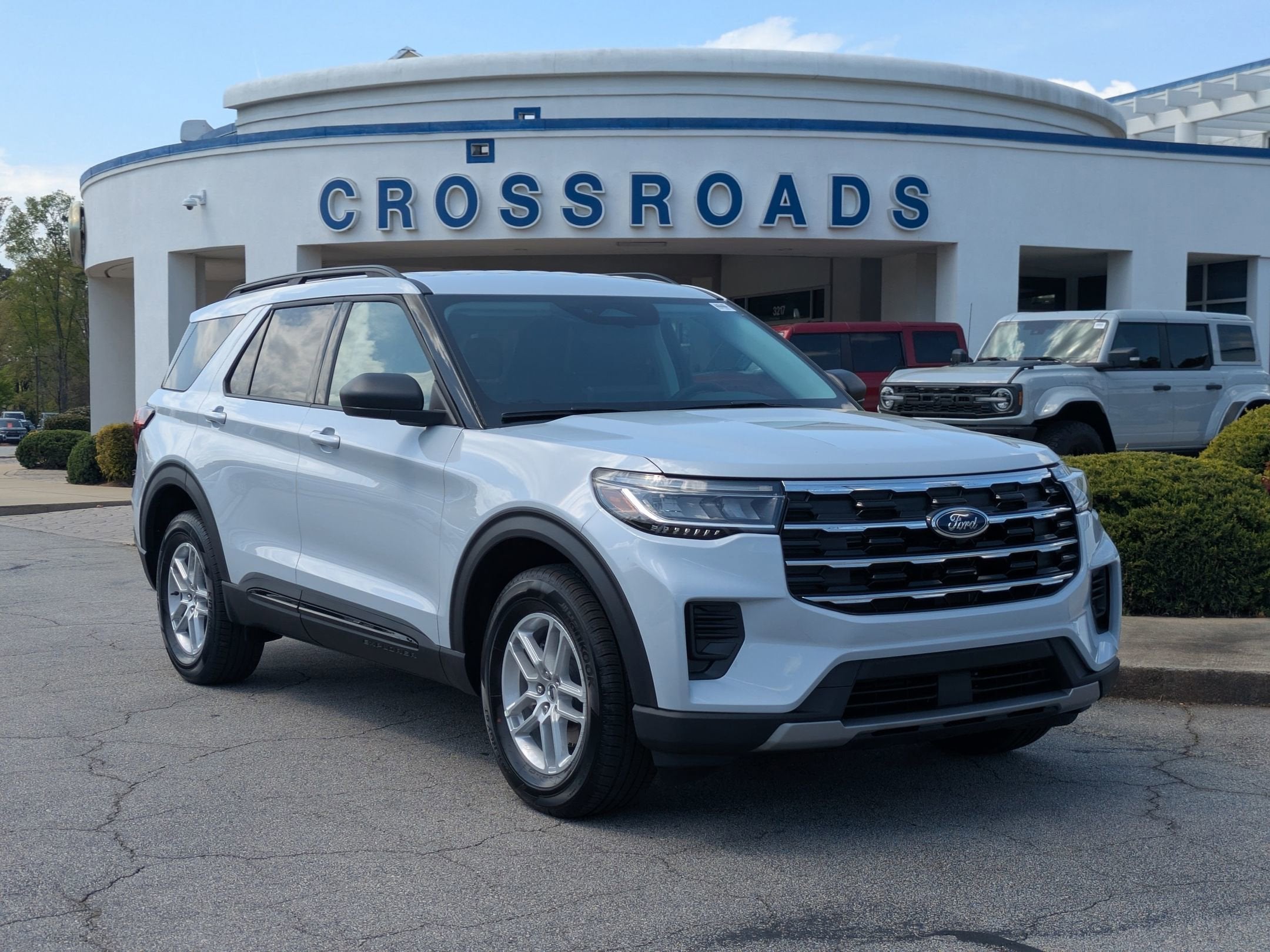 2026 Ford Explorer Active w/200A Pkg