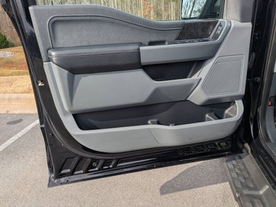 2023 Ford F-150 Lightning XLT