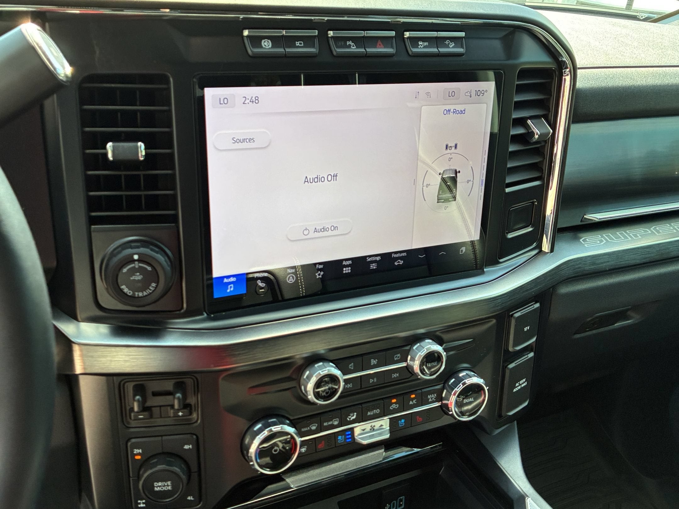 2024 Ford Super Duty F-250 SRW LARIAT