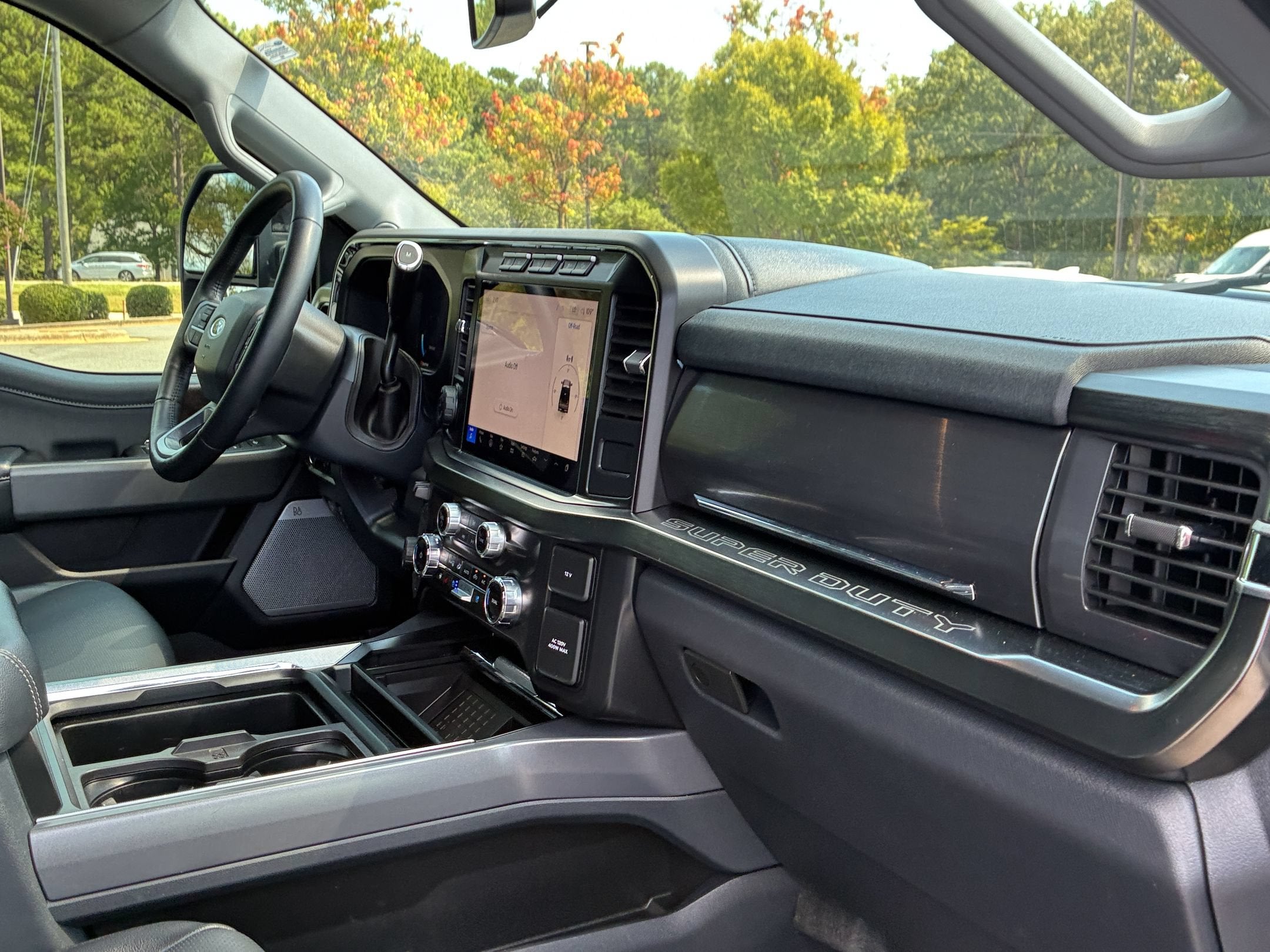2024 Ford Super Duty F-250 SRW LARIAT