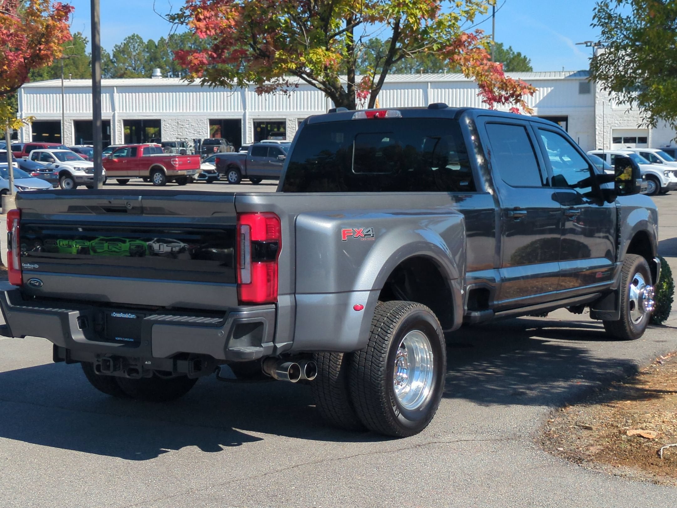 2025 Ford Super Duty F-350 DRW Platinum