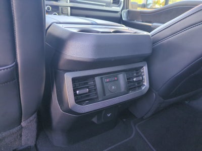 2025 Ford Super Duty F-350 DRW Platinum