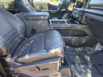 2025 Ford Super Duty F-350 DRW Platinum