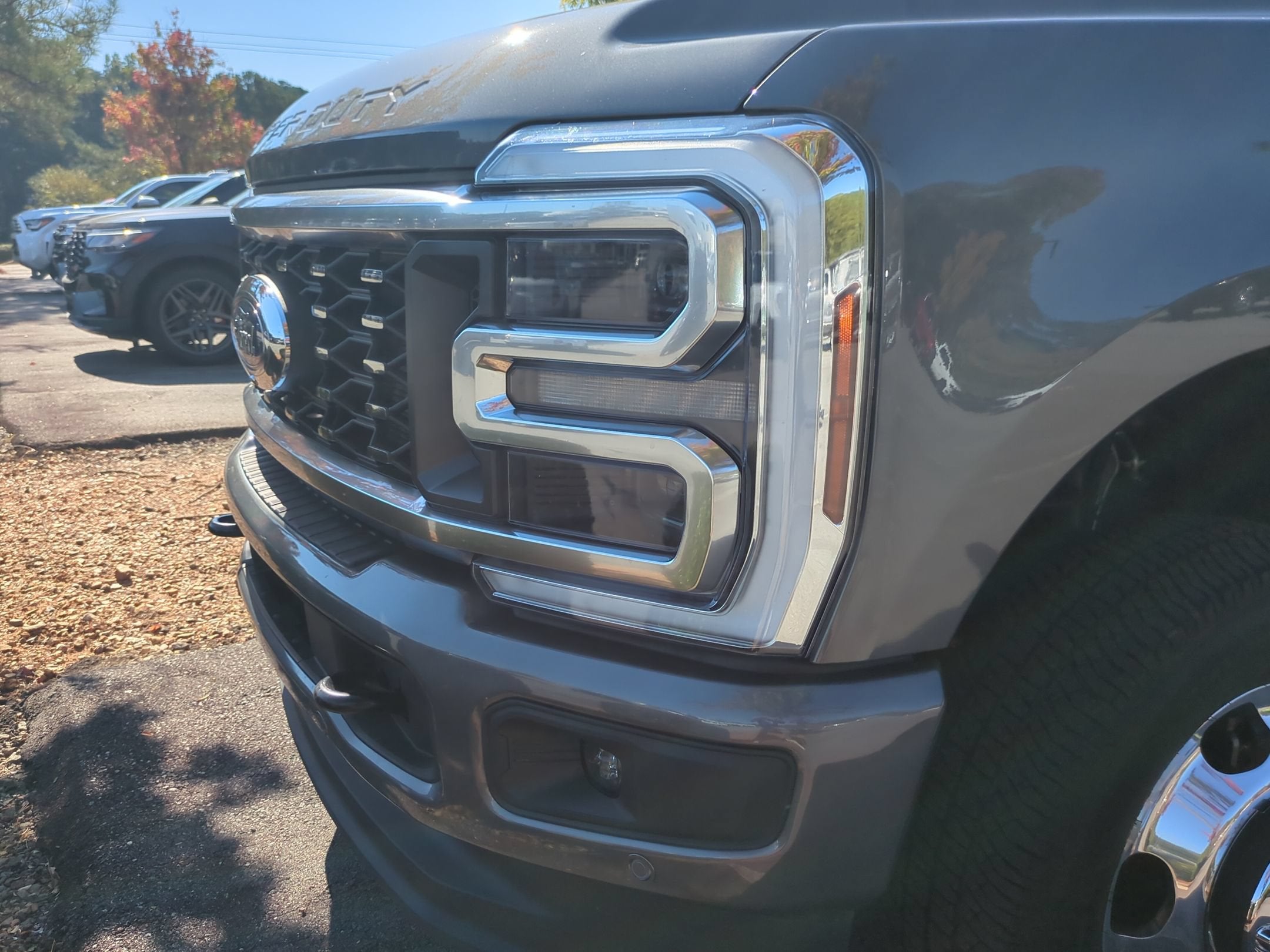 2025 Ford Super Duty F-350 DRW Platinum
