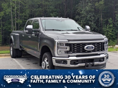 2026 Ford Super Duty F-350 DRW LARIAT