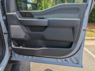 2026 Ford Super Duty F-350 DRW LARIAT