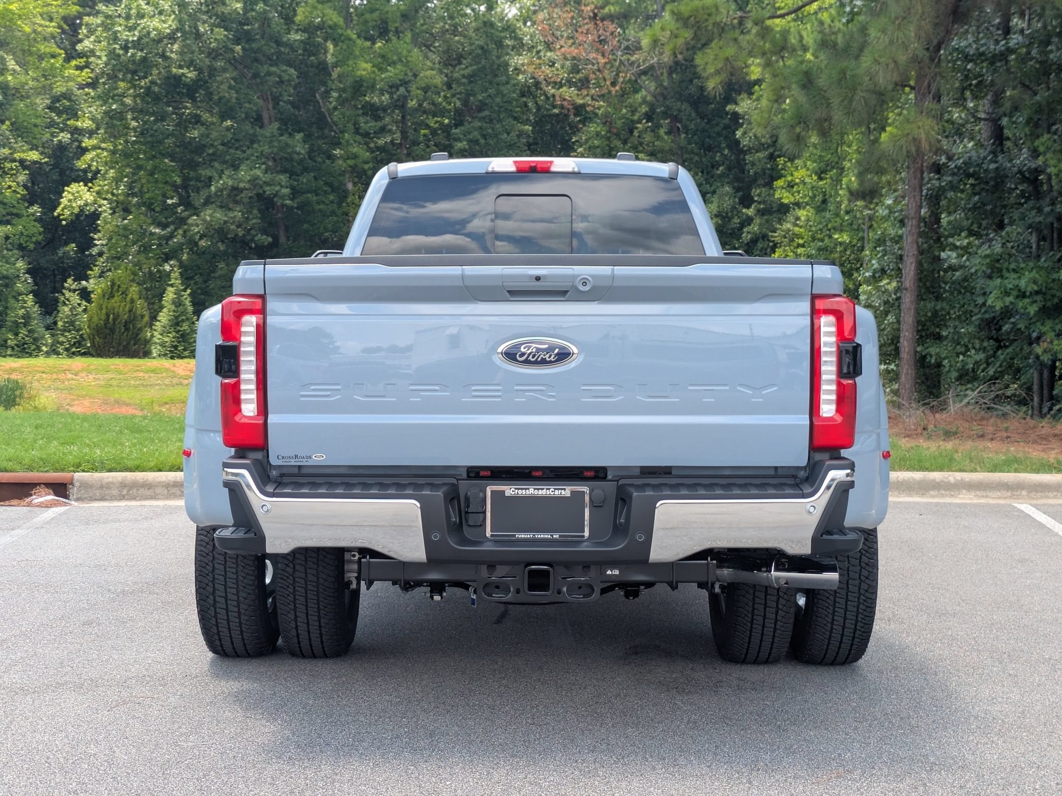 2026 Ford Super Duty F-350 DRW LARIAT