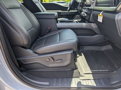 2026 Ford Super Duty F-350 DRW LARIAT
