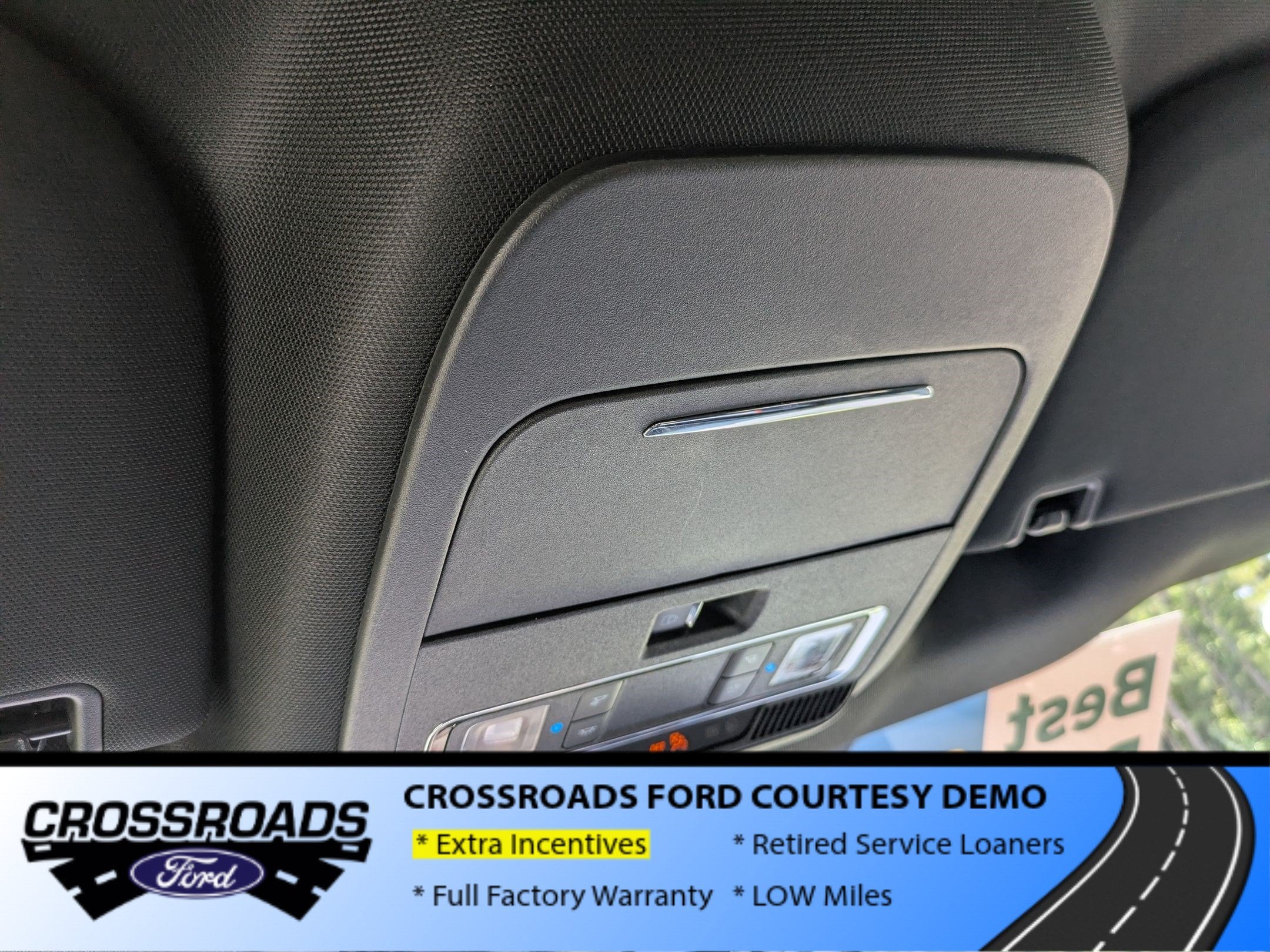 2026 Ford F-150 LARIAT - Crossroads Courtesy Demo