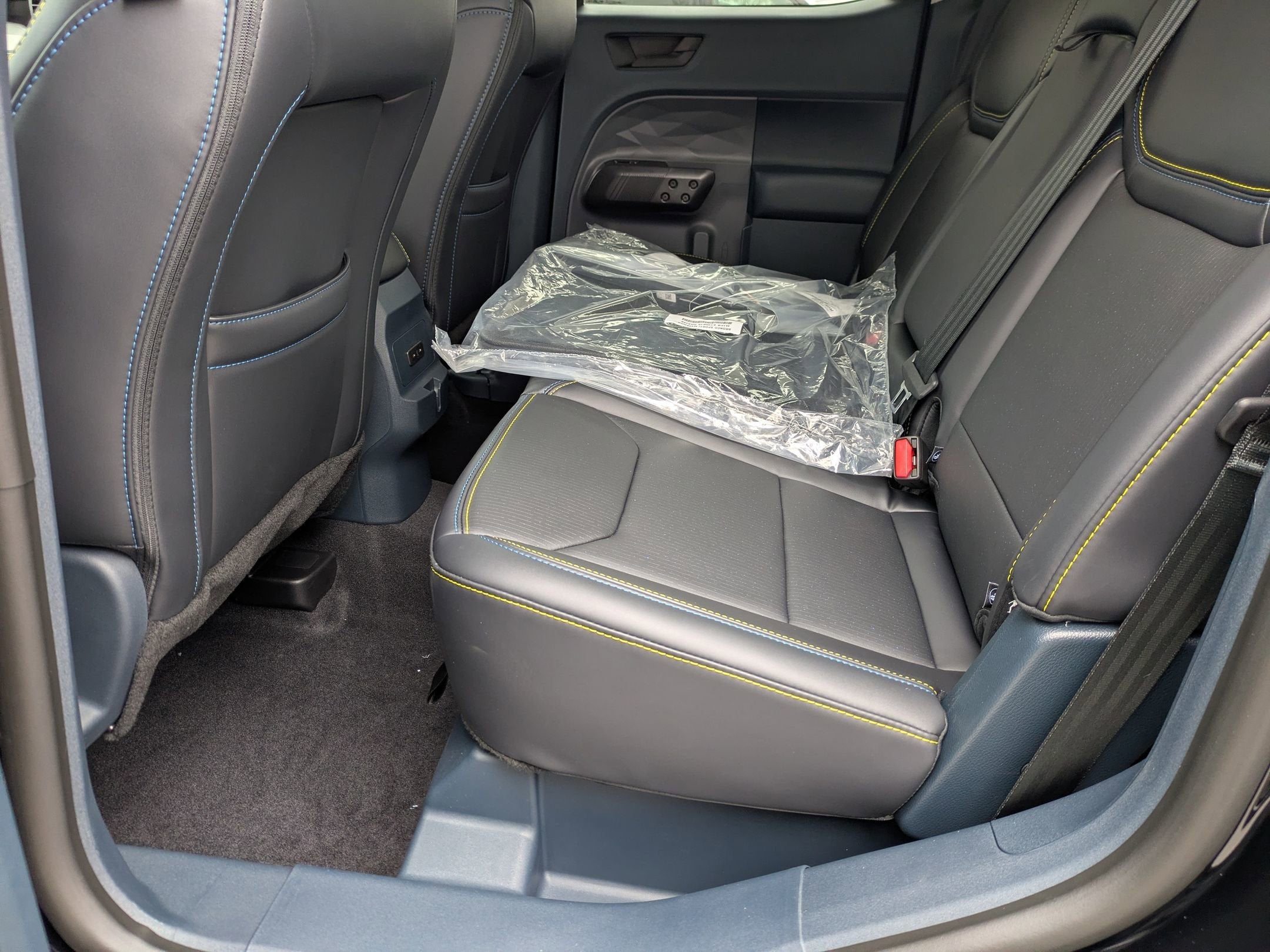 2026 Ford Maverick Lobo Standard