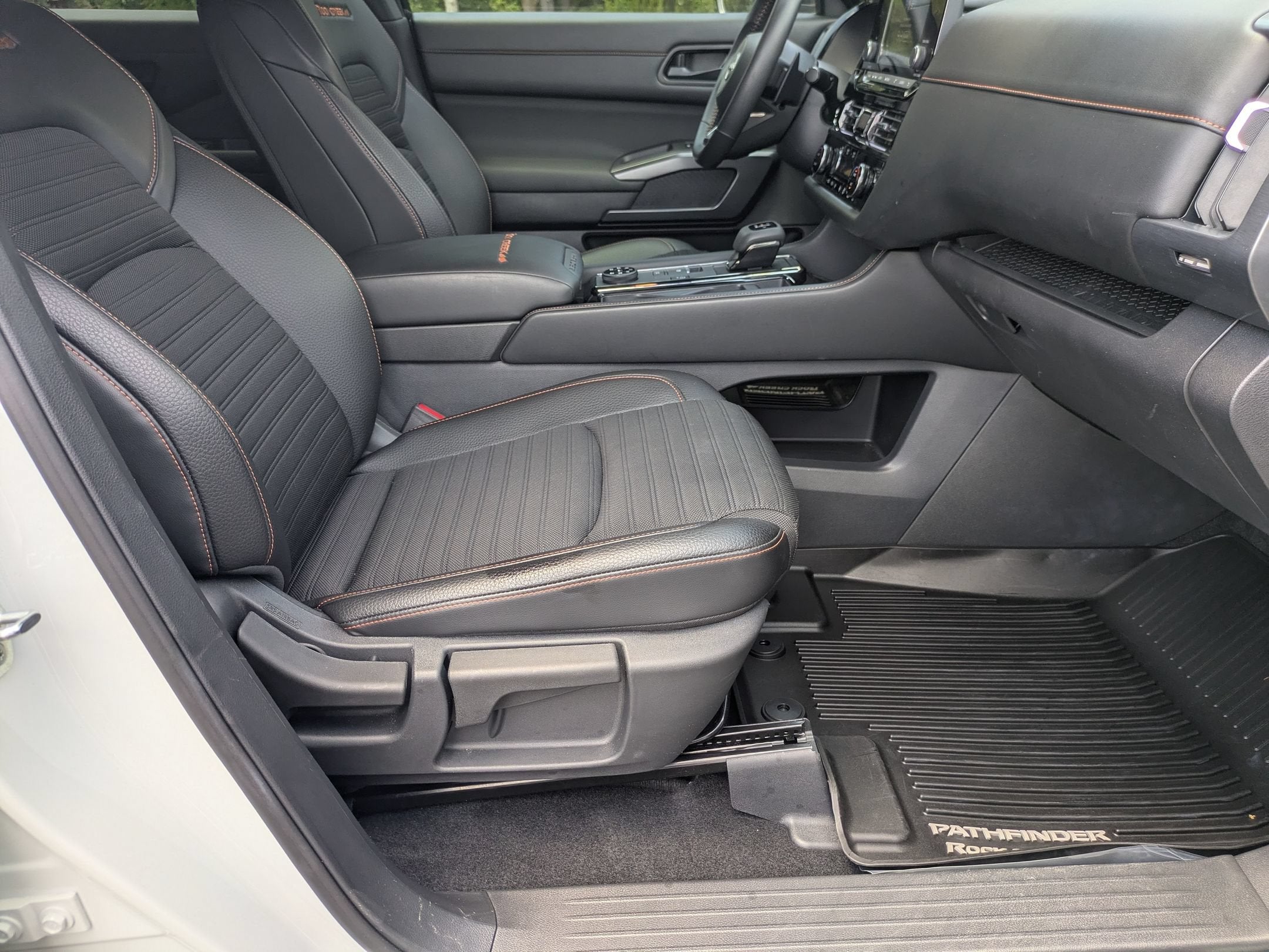 2025 Nissan Pathfinder Rock Creek