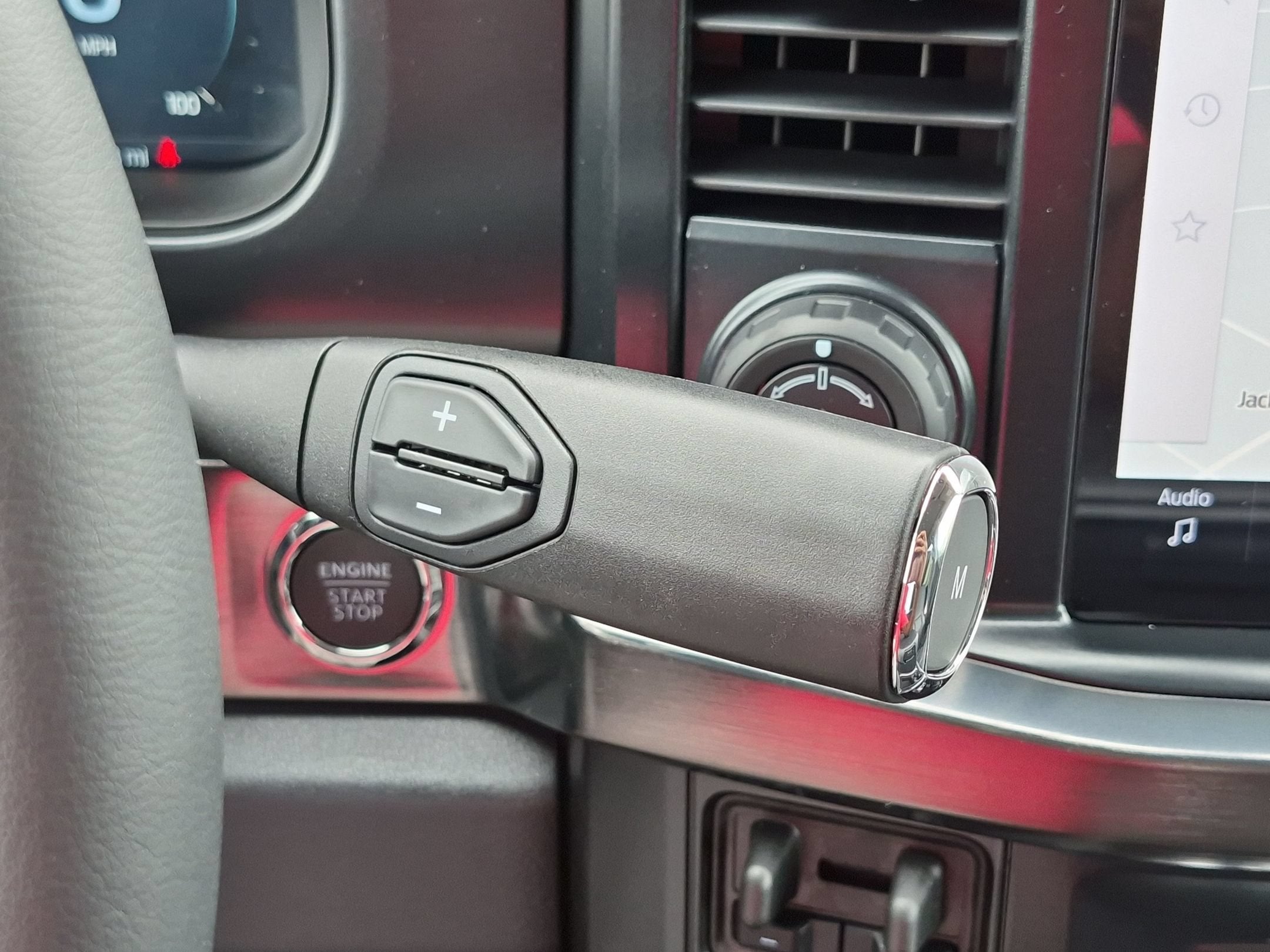 2027 Ford Super Duty F-250 SRW LARIAT