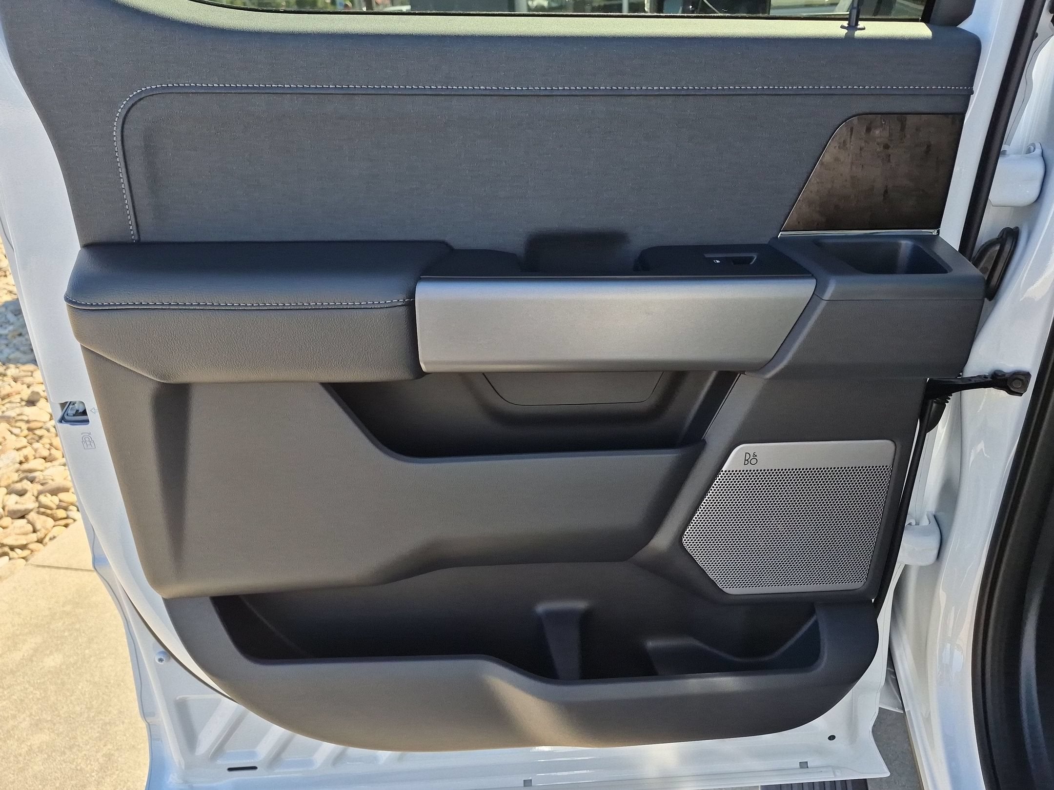 2027 Ford Super Duty F-250 SRW LARIAT