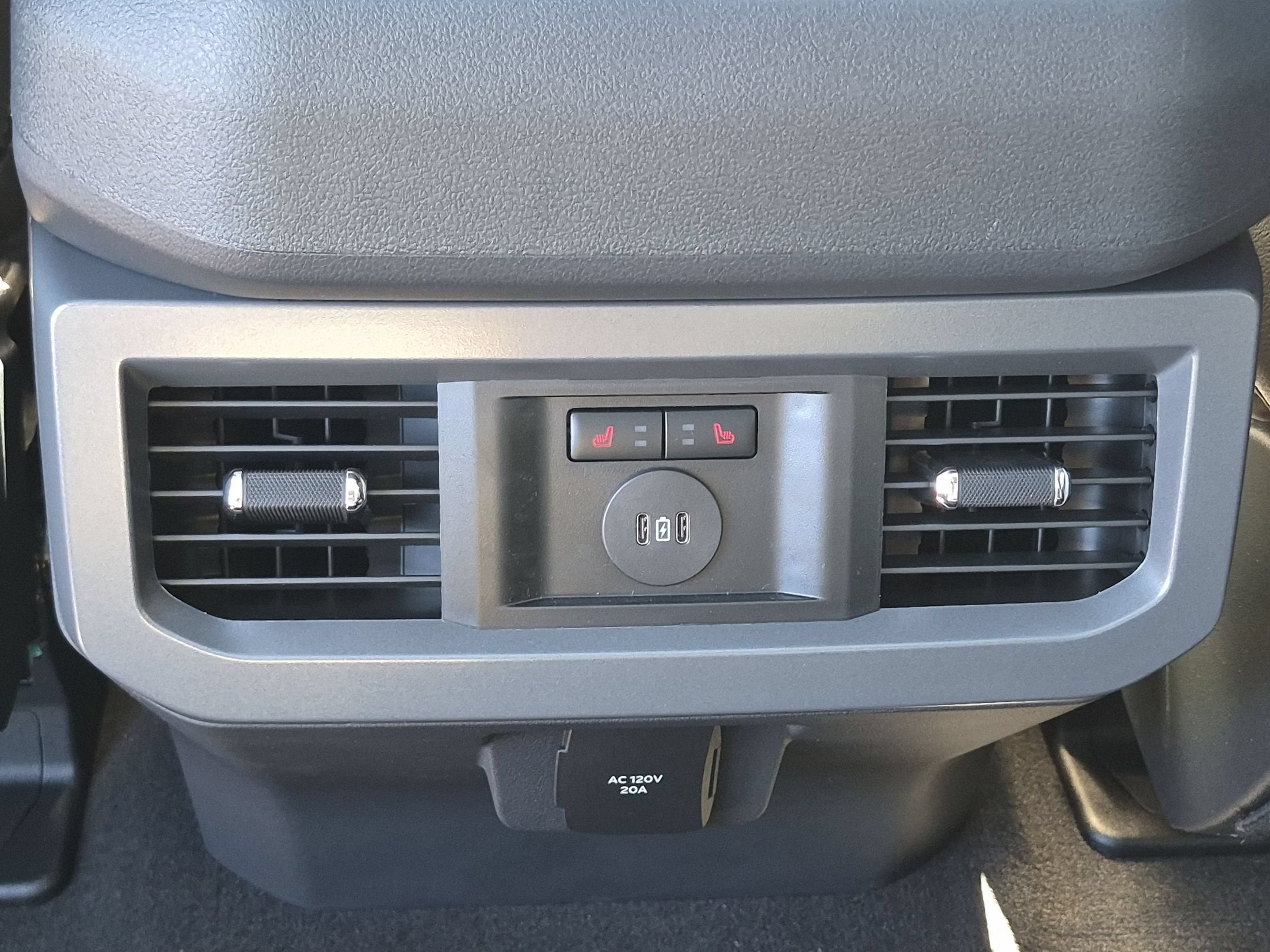 2027 Ford Super Duty F-250 SRW LARIAT