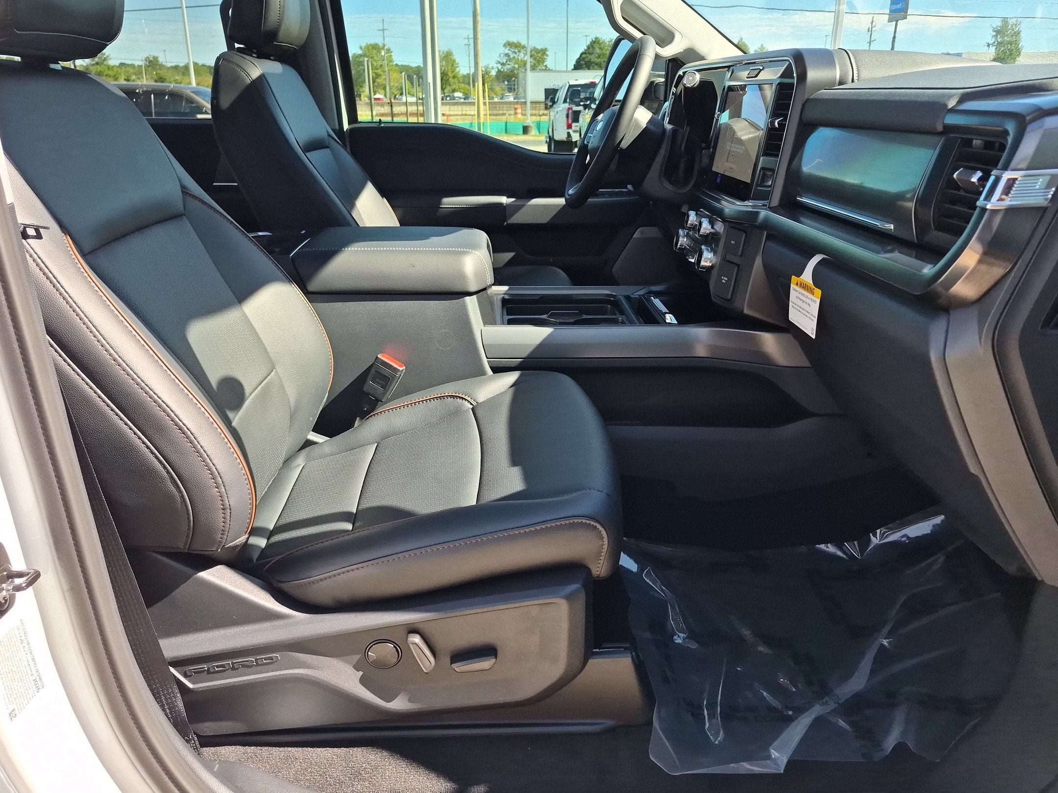 2027 Ford Super Duty F-250 SRW LARIAT