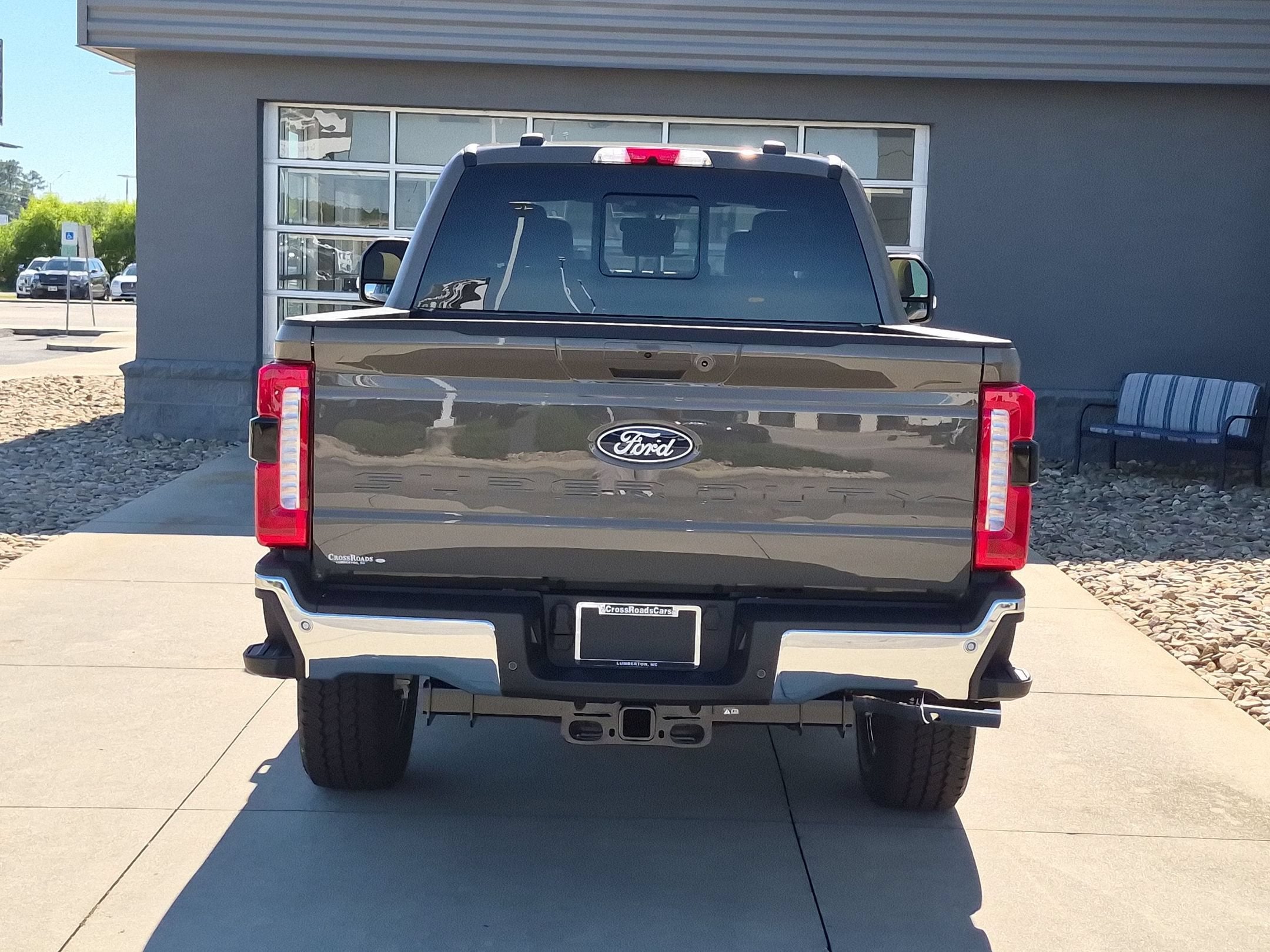2027 Ford Super Duty F-250 SRW LARIAT