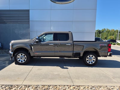 2027 Ford Super Duty F-250 SRW LARIAT