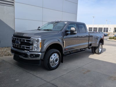 2026 Ford Super Duty F-450 DRW XLT