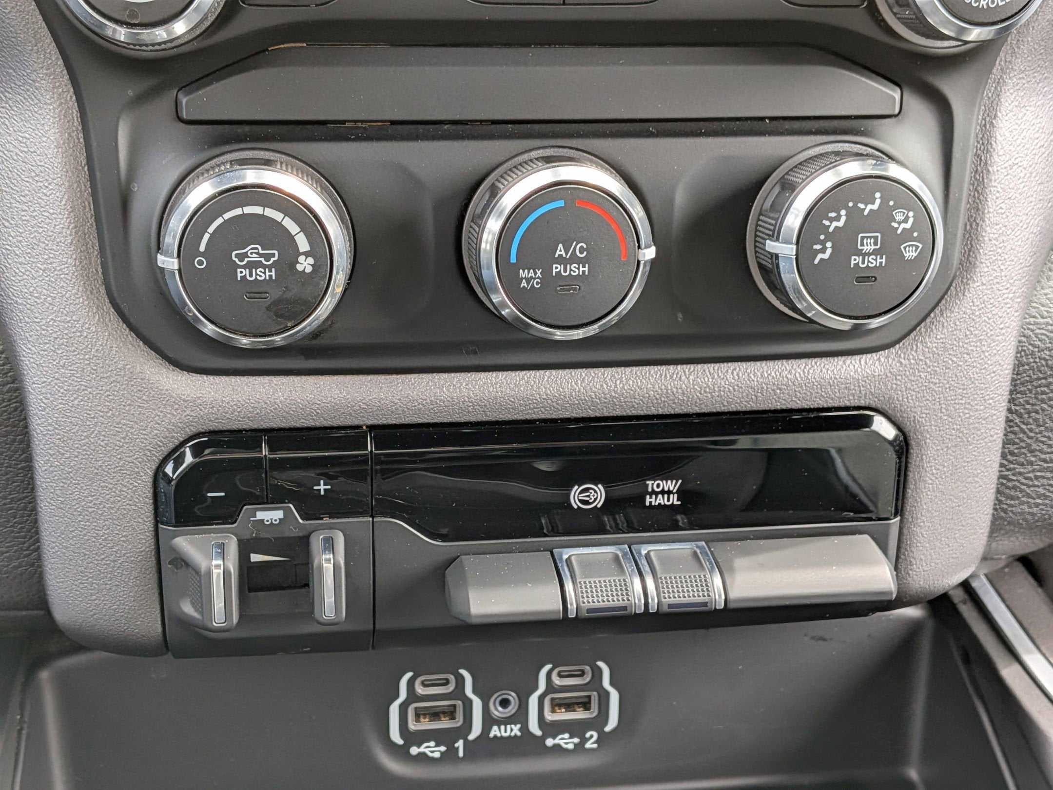 2022 RAM 3500 Big Horn