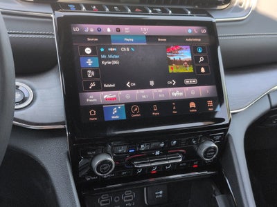 2023 Jeep Grand Cherokee 4xe Overland