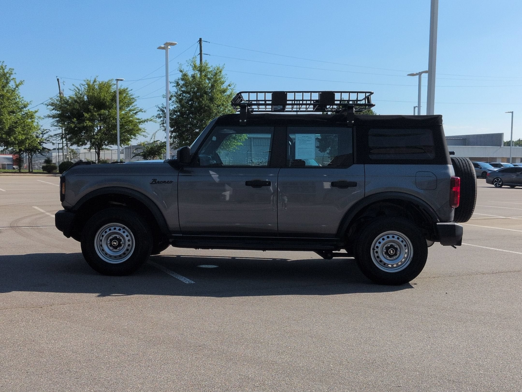 2022 Ford Bronco Base