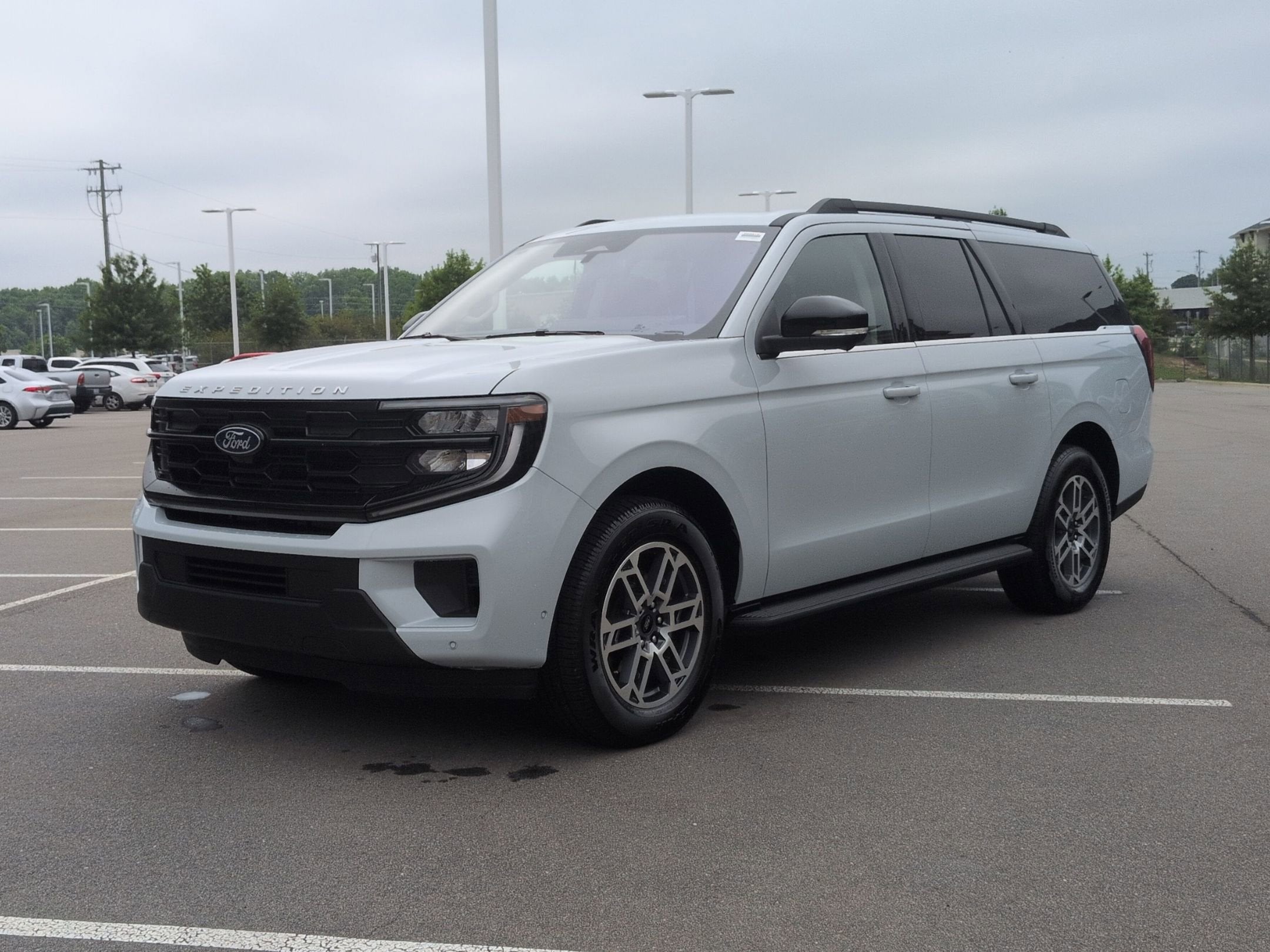 2025 Ford Expedition Max Active