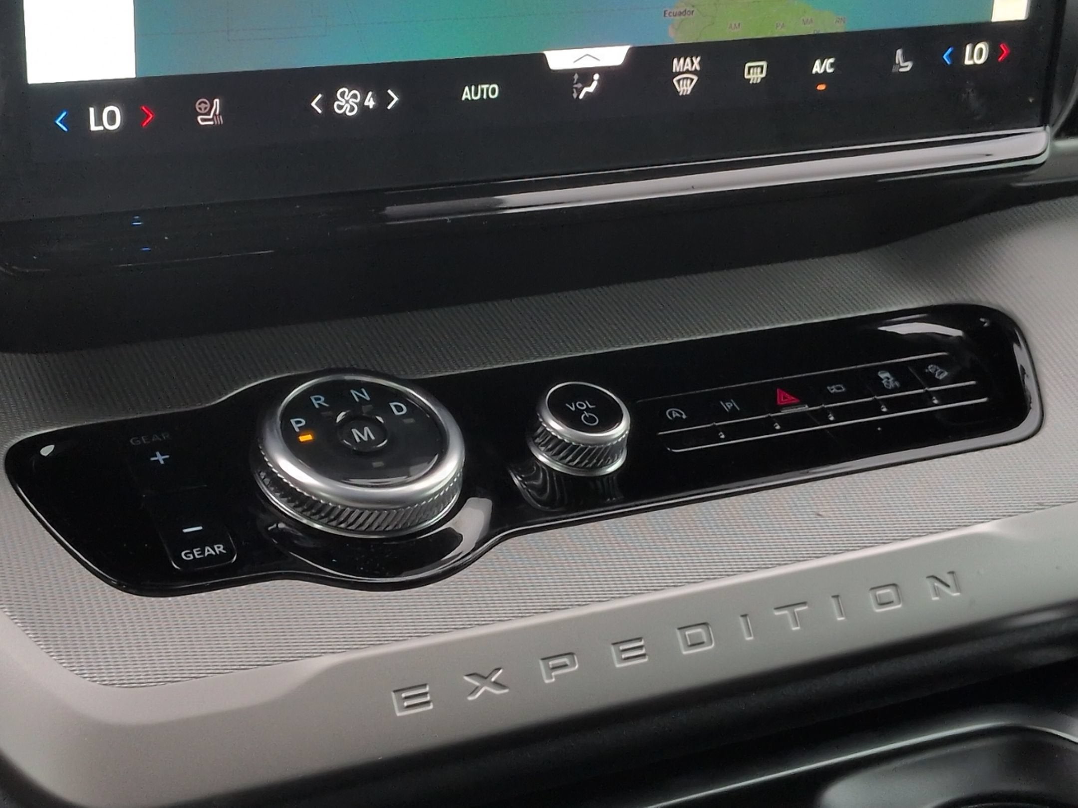 2027 Ford Expedition Active