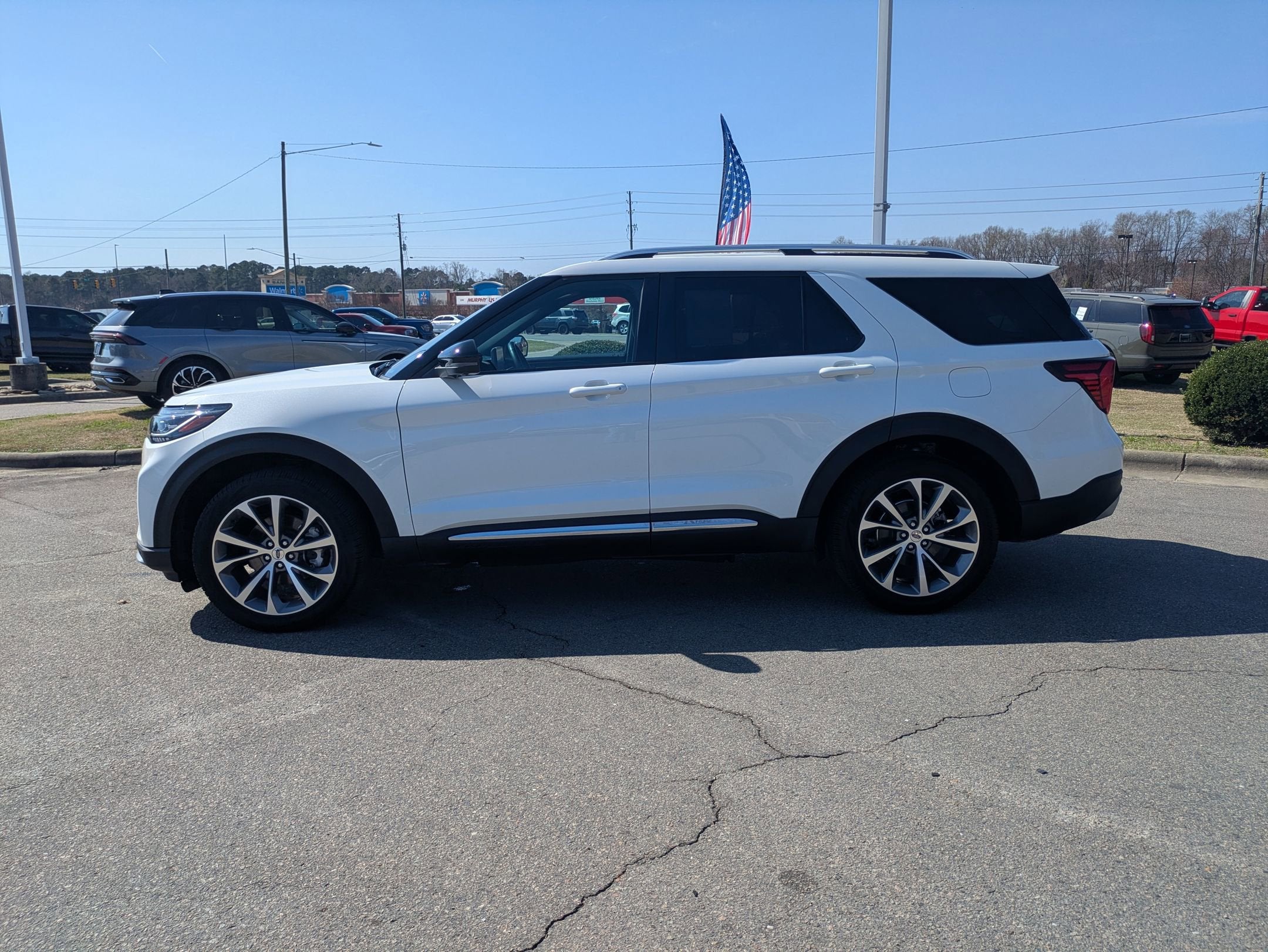 2025 Ford Explorer Platinum