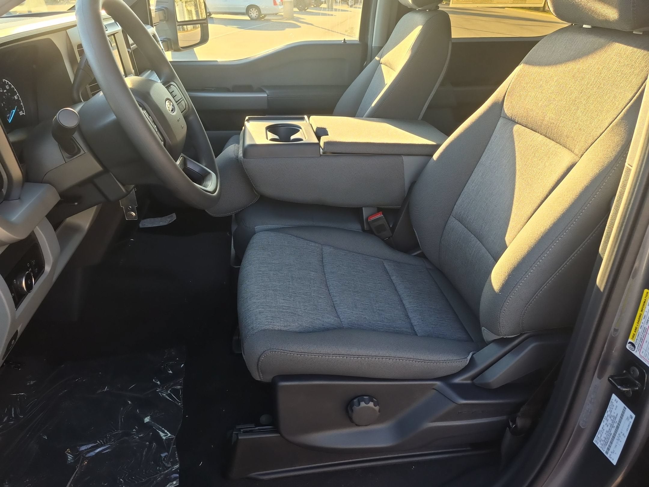 2027 Ford Super Duty F-250 SRW XL