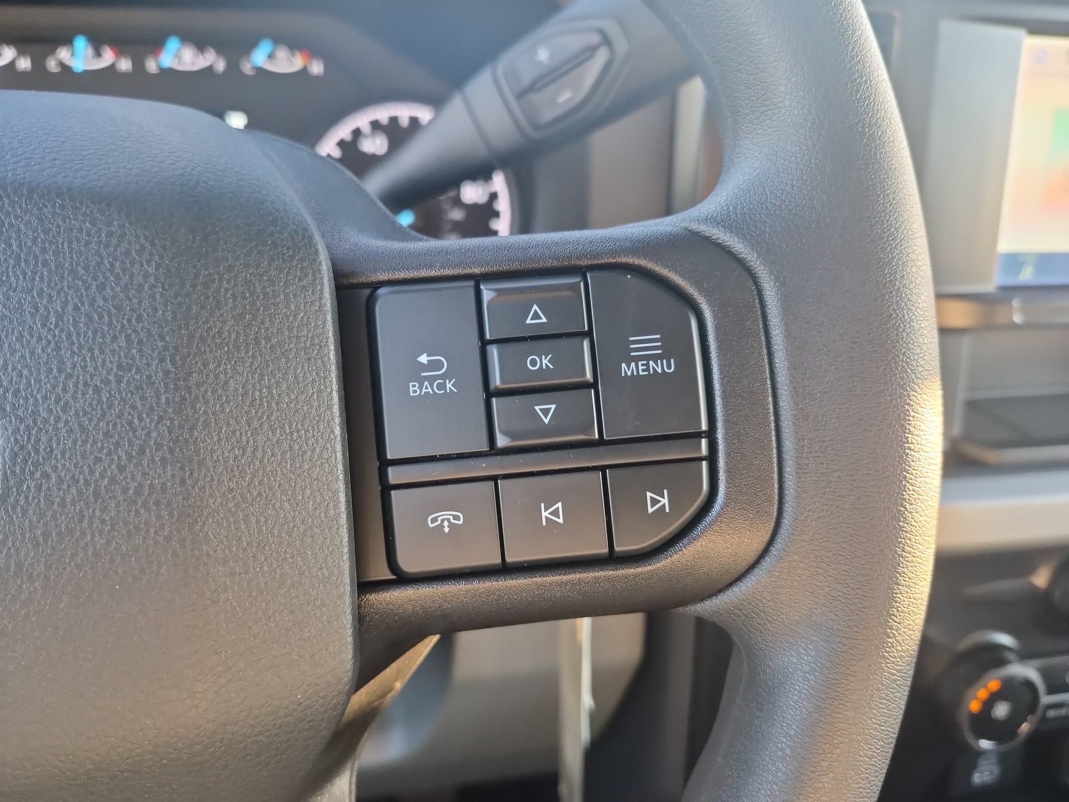 2027 Ford Super Duty F-250 SRW XL