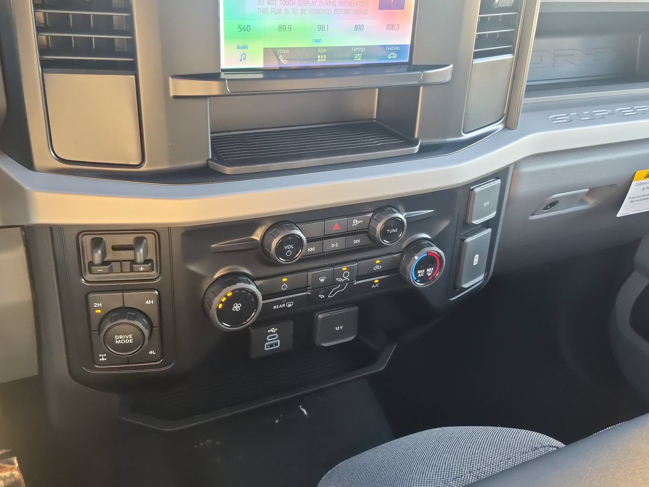 2027 Ford Super Duty F-250 SRW XL