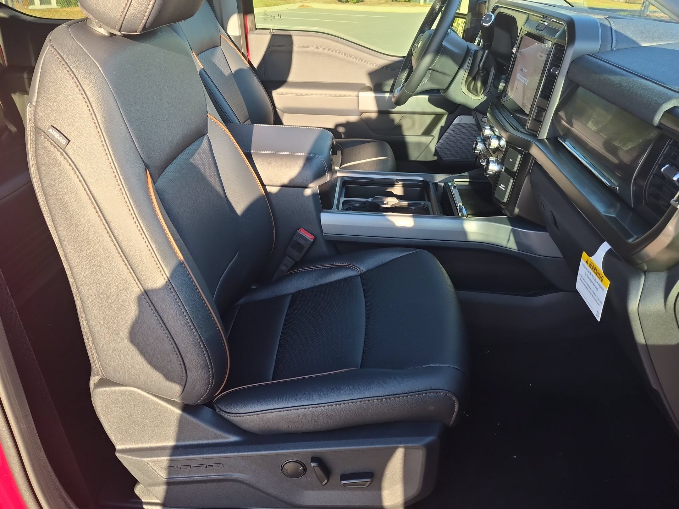 2027 Ford Super Duty F-250 SRW LARIAT