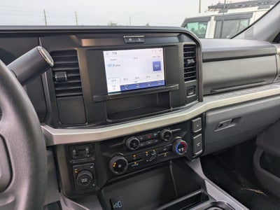 2025 Ford Super Duty F-450 DRW XLT