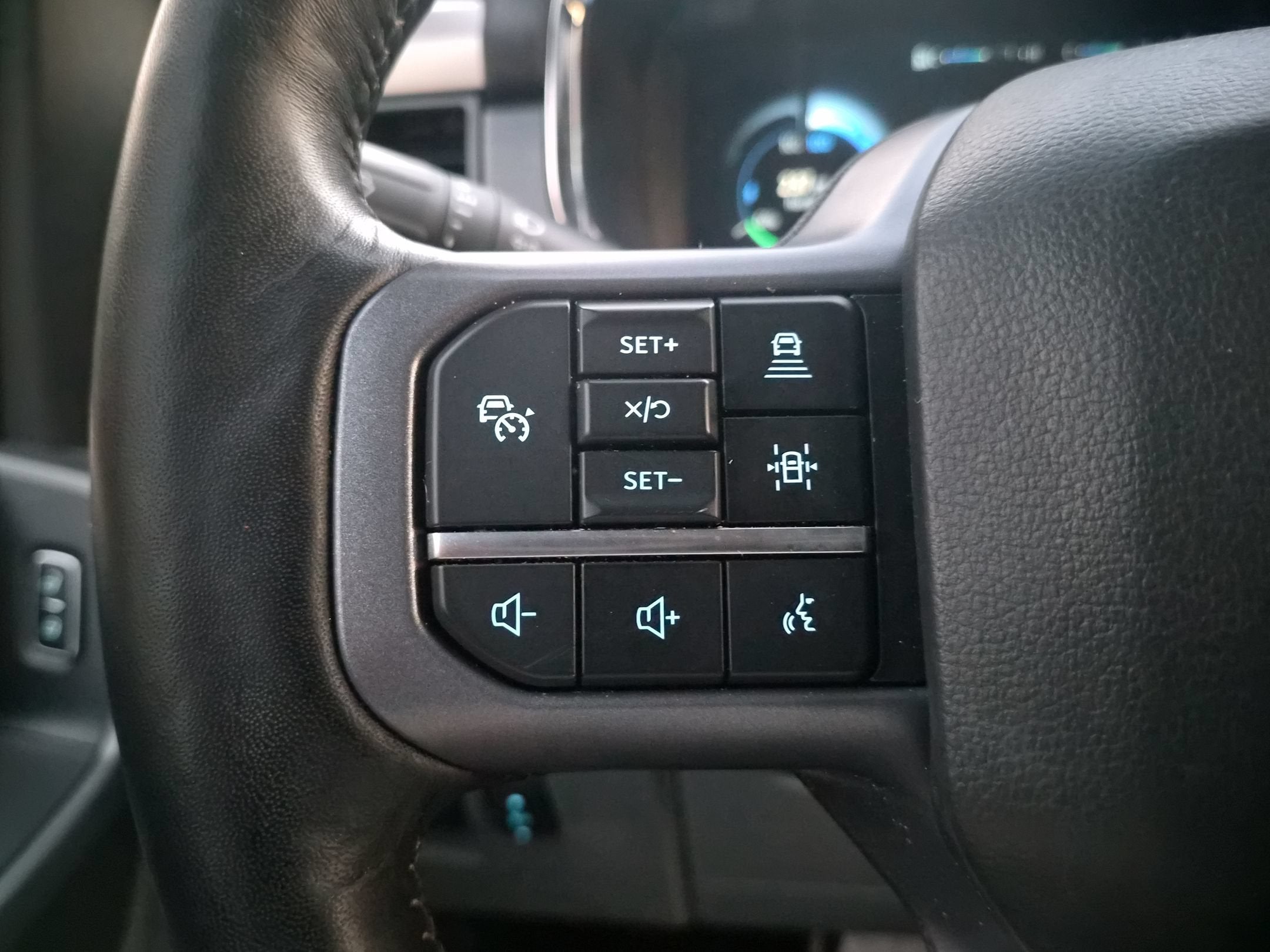 2023 Ford F-150 Lightning XLT