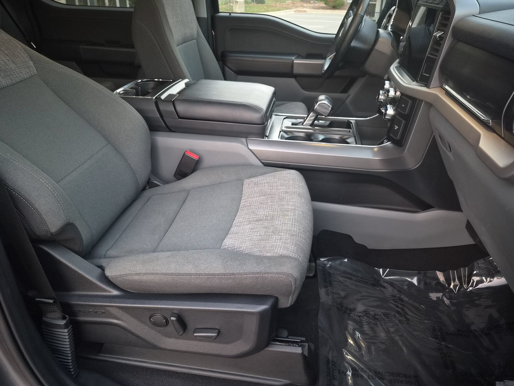 2023 Ford F-150 Lightning XLT