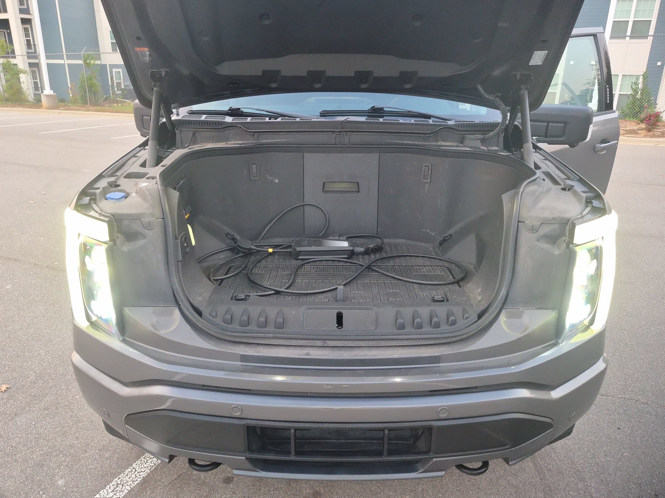 2023 Ford F-150 Lightning XLT