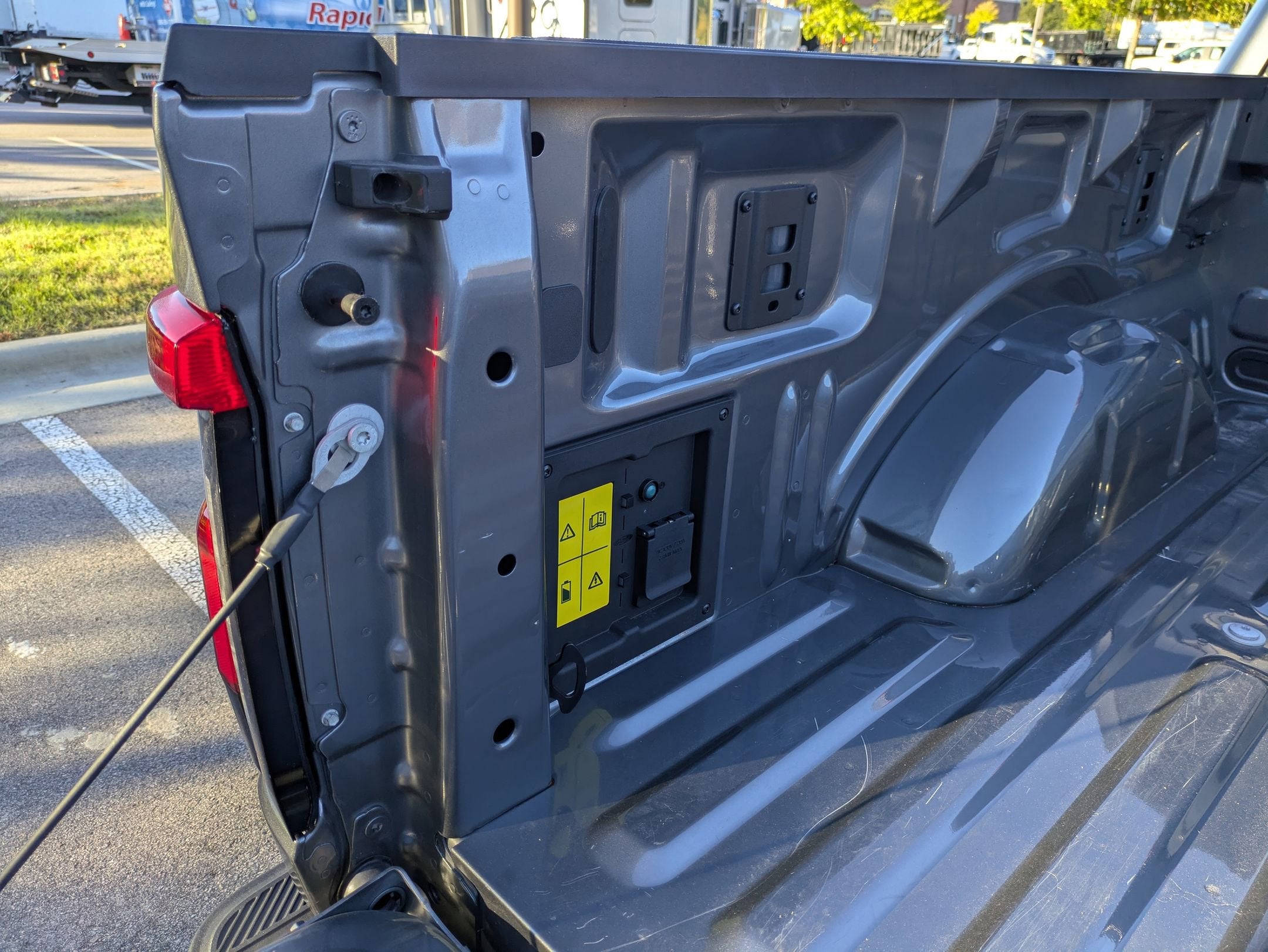 2024 Ford F-150 Lightning XLT