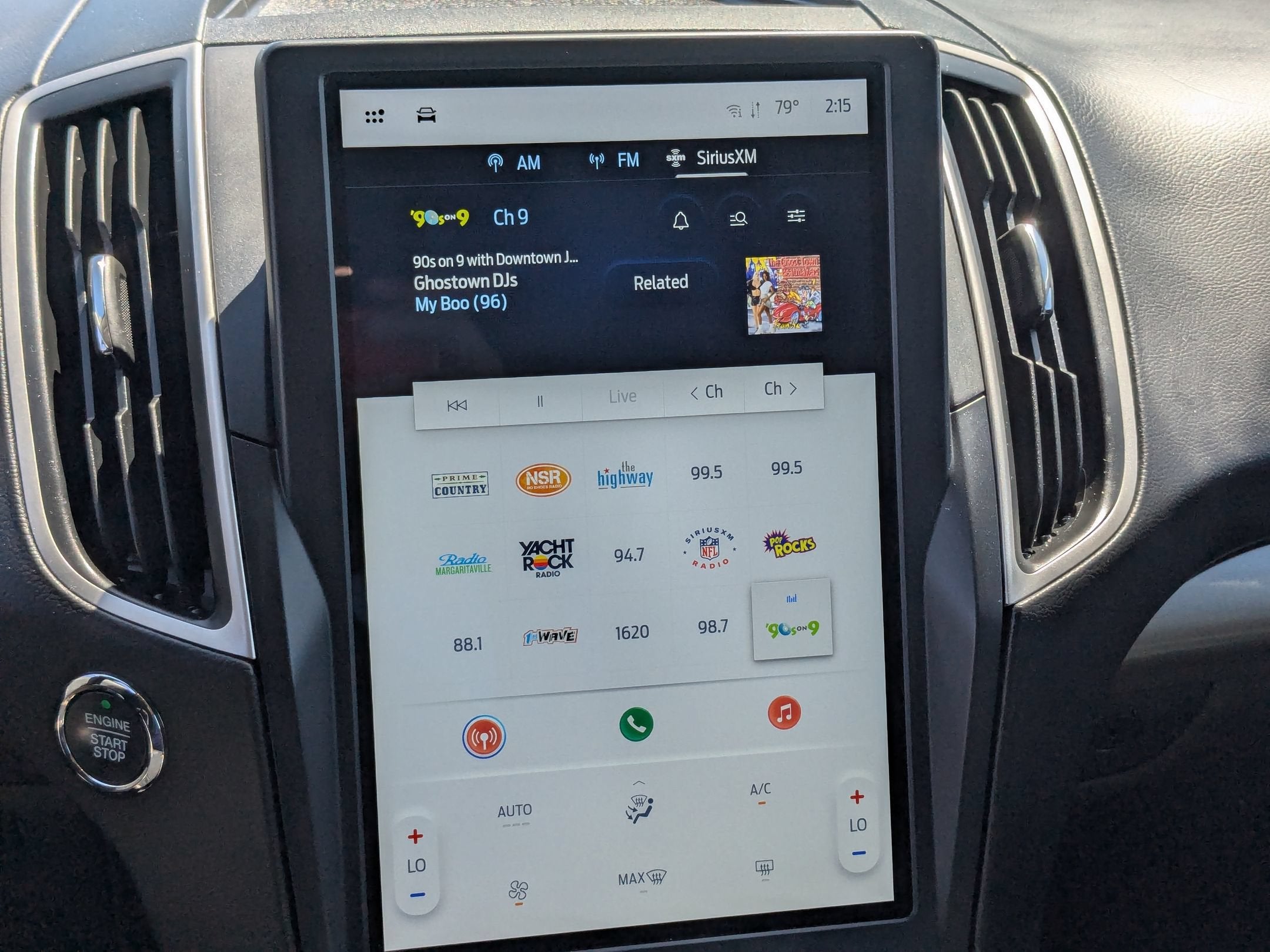 2022 Ford Edge SE