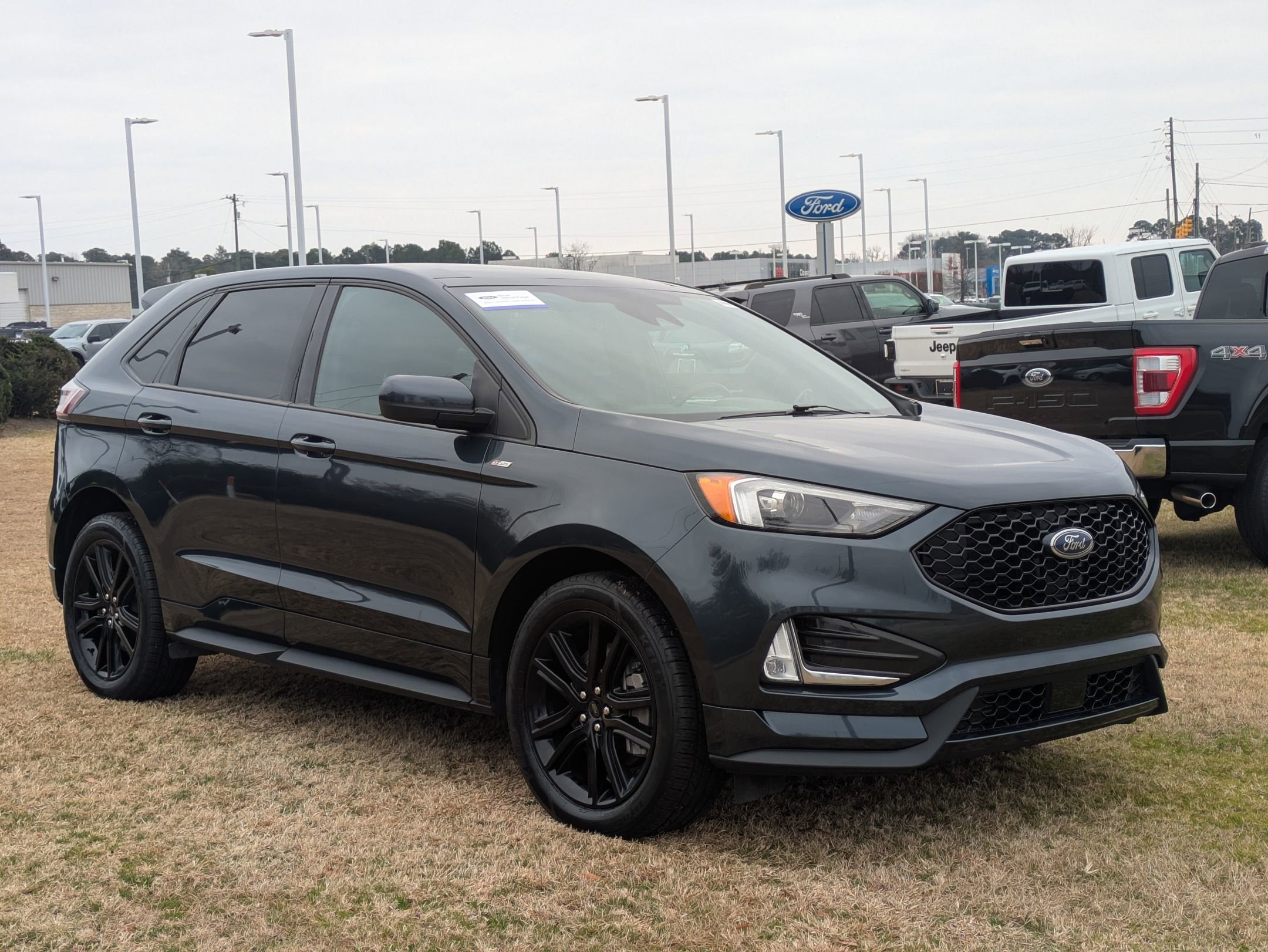 2022 Ford Edge ST Line