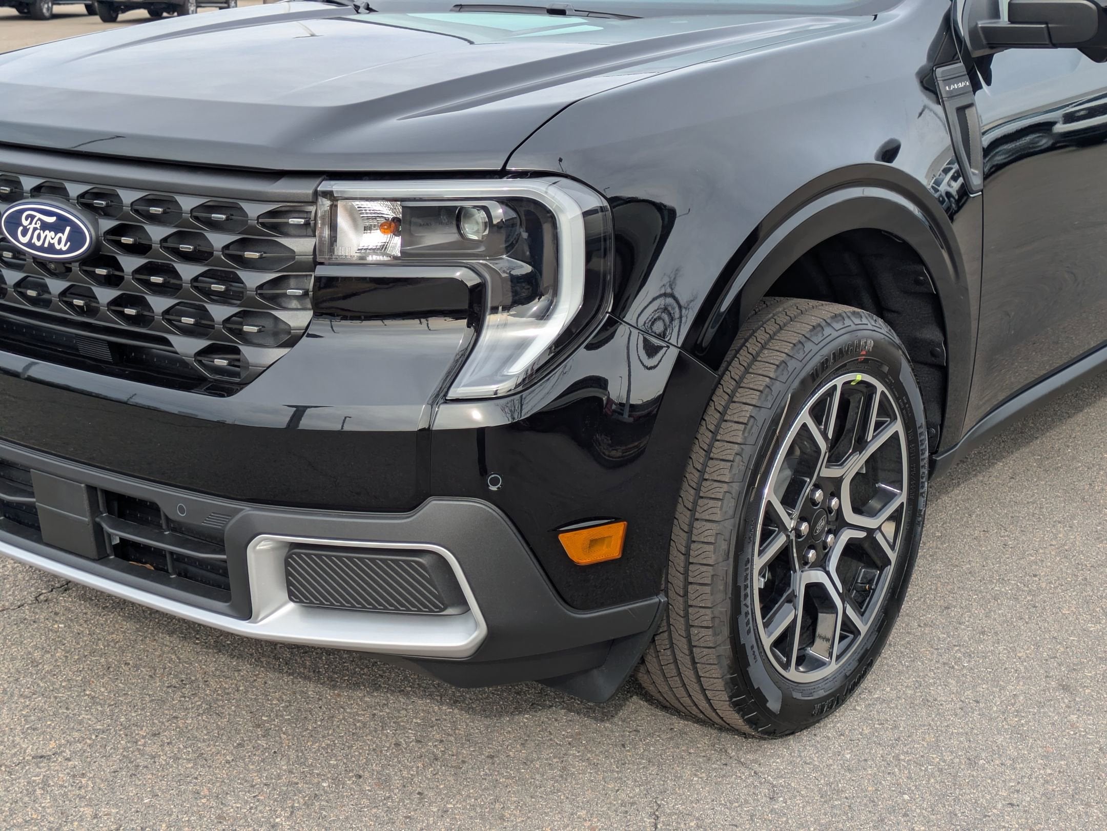 2026 Ford Maverick LARIAT