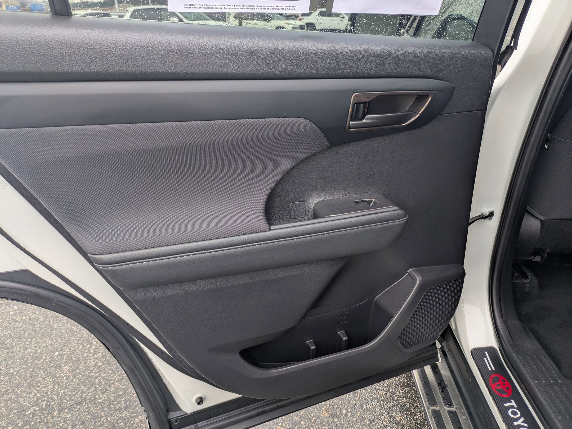 2021 Toyota Highlander L