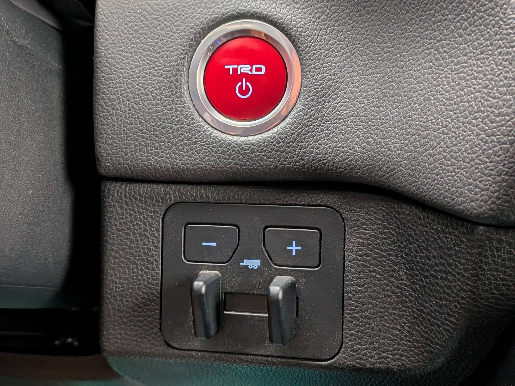 2023 Toyota Tundra 4WD TRD Pro Hybrid